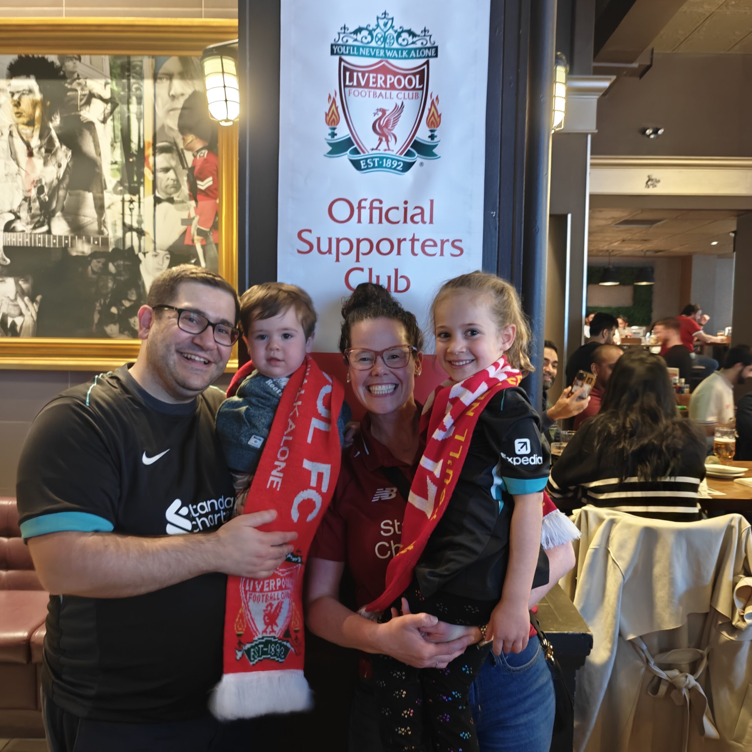 oplus_3145760 LFC Toronto Pub members family